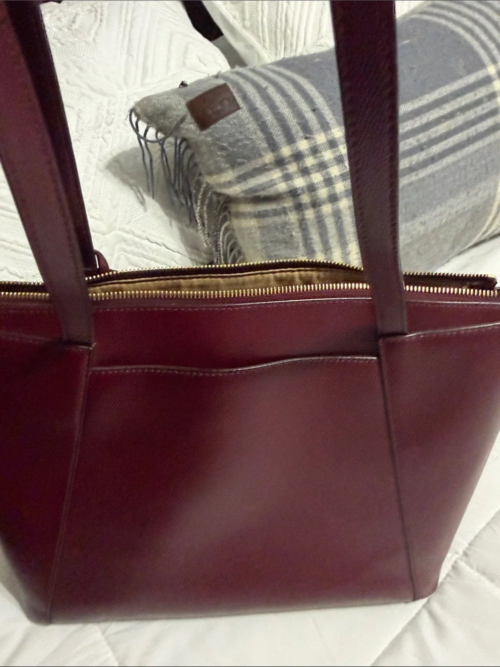 Michael Kors Wine leather Tote with Gold MK Logo NWT - Picture 7 of 9